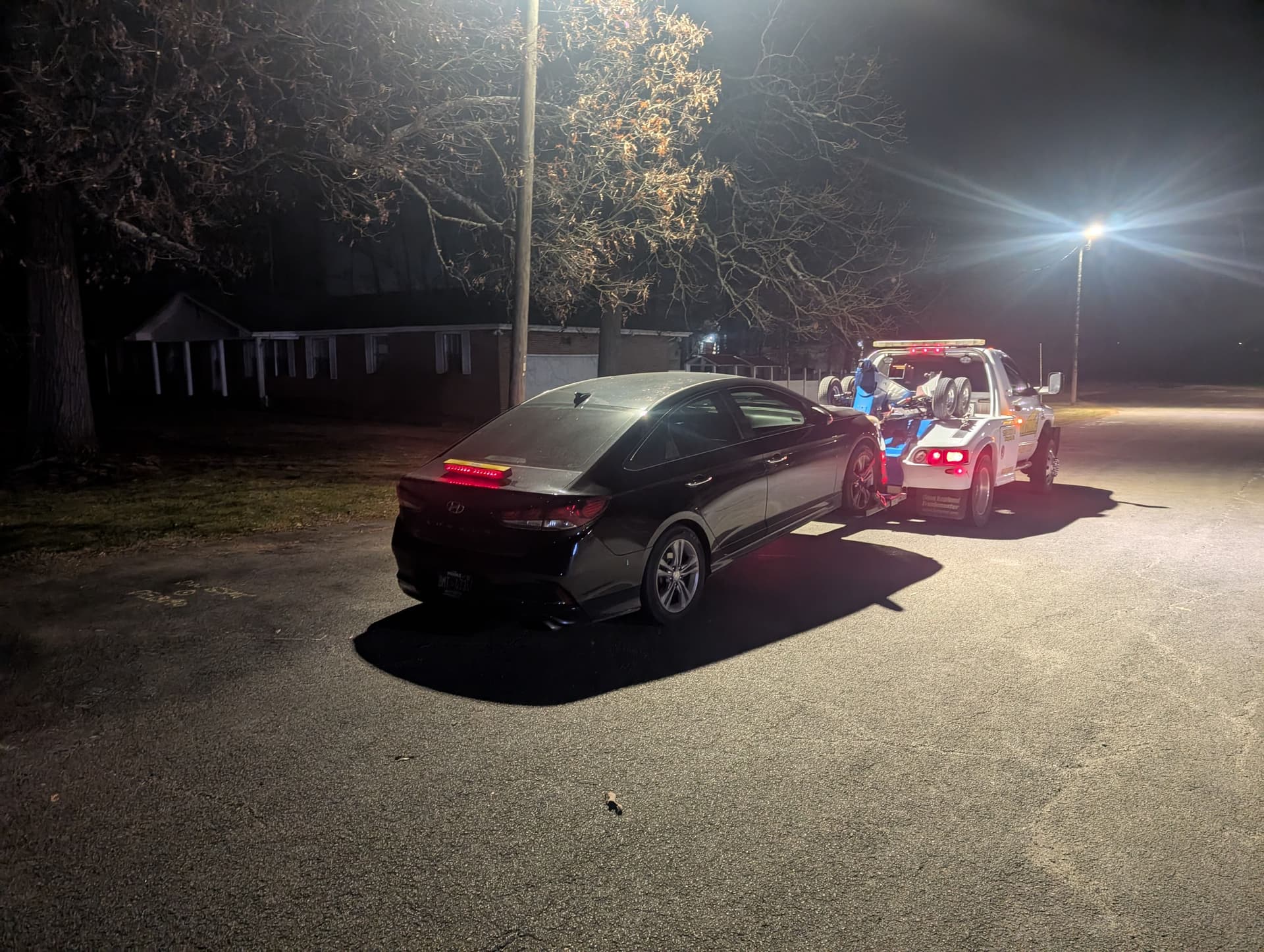 Gallery photos for Nighttime Towing on Cloud Springs Rd Fort Oglethorpe GA: Image #3