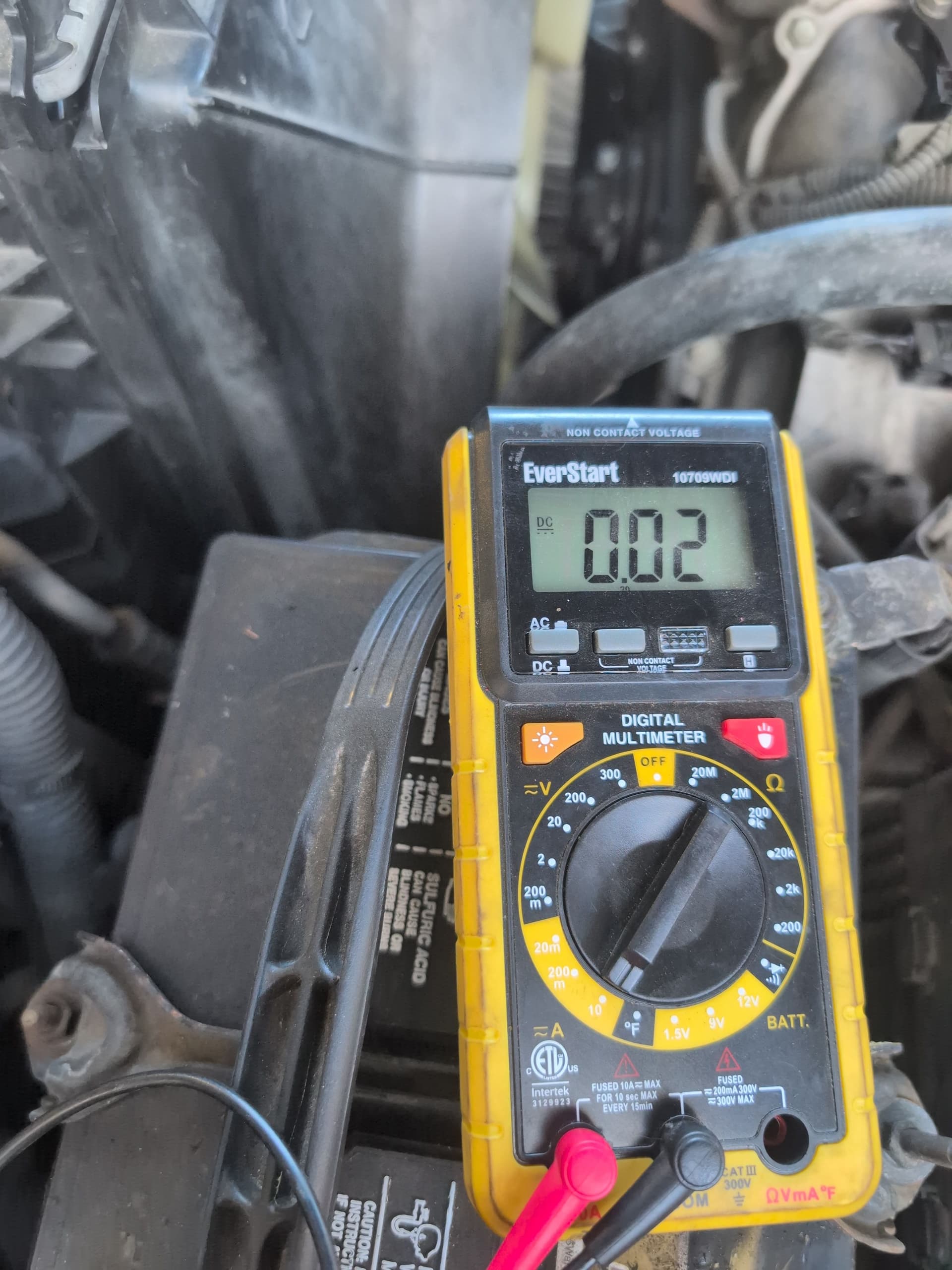 Gallery photos for Diagnosing a Battery Issue on a Toyota Tundra: Image #4