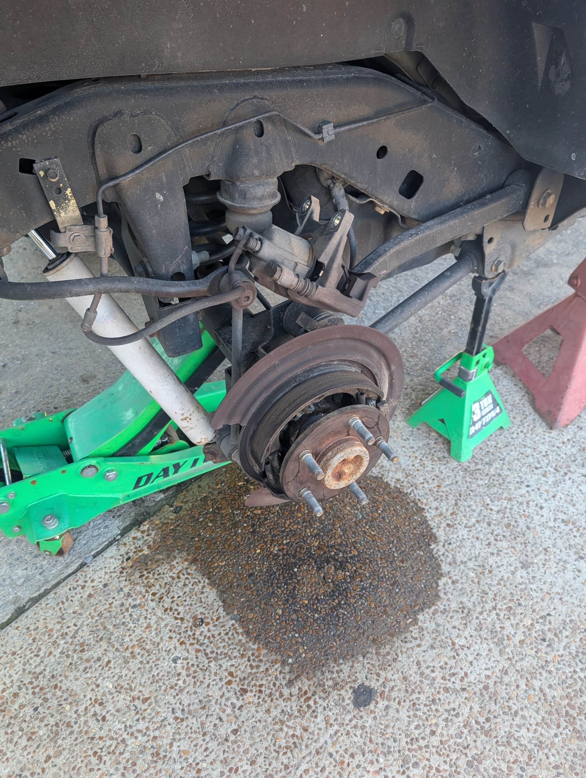 Gallery photos for Jeep Wrangler Brake Repair and Diagnostic Fixes: Image #8