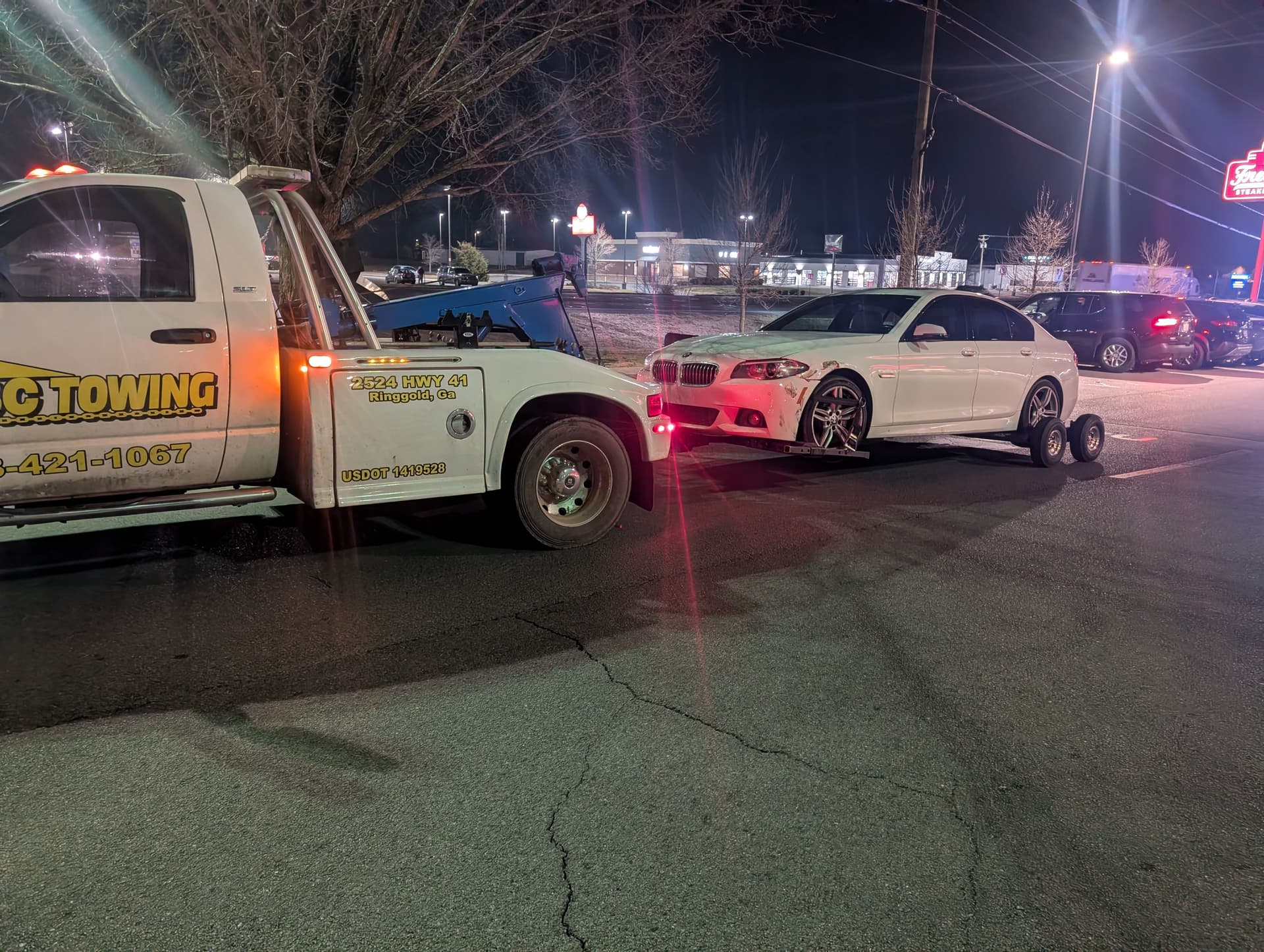 Gallery photos for Swift Nighttime Rescue: BMW Towed to Safety: Image #4