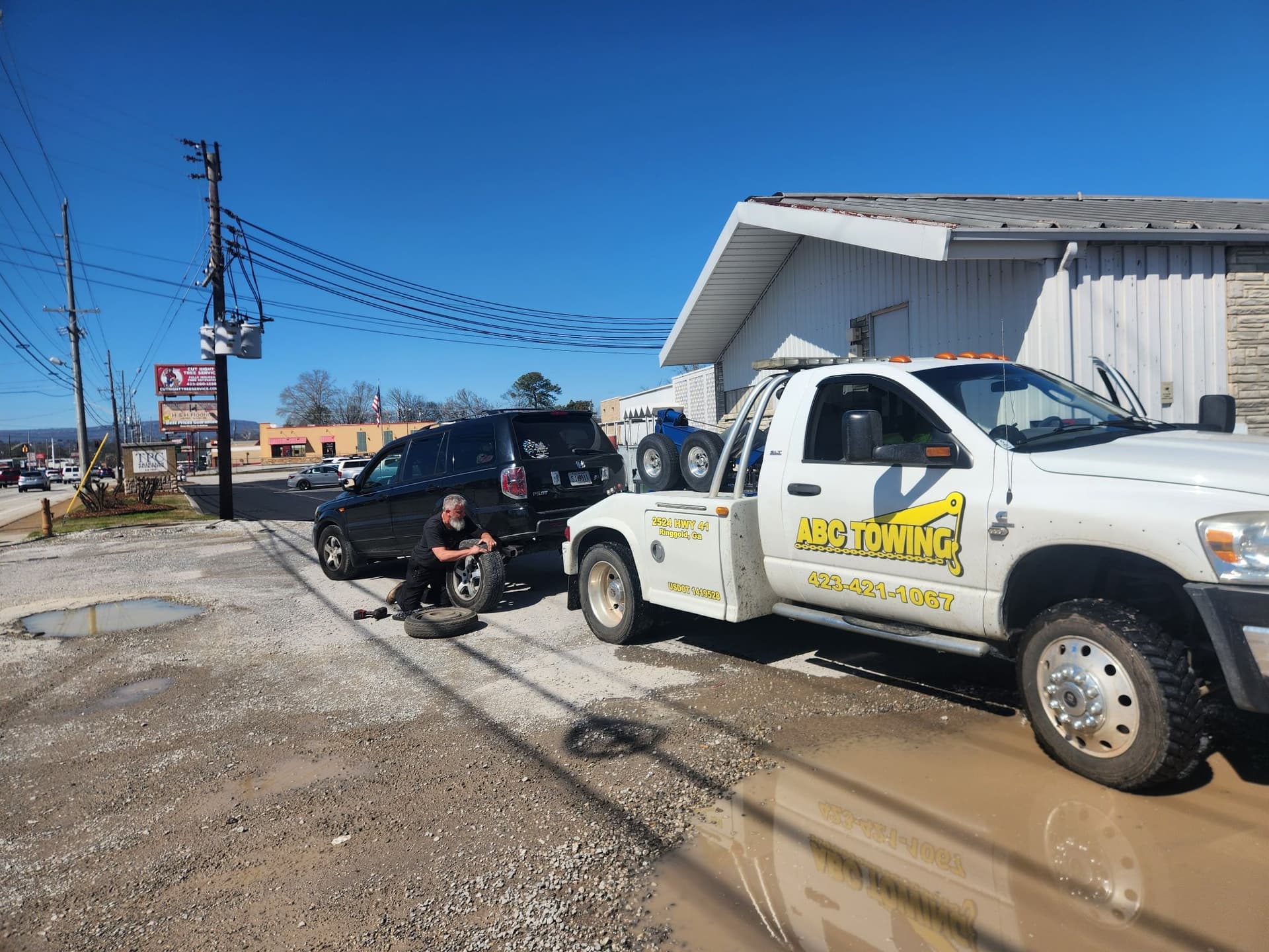 Gallery photos for Tire Change Rescue in Eastridge TN: Image #1