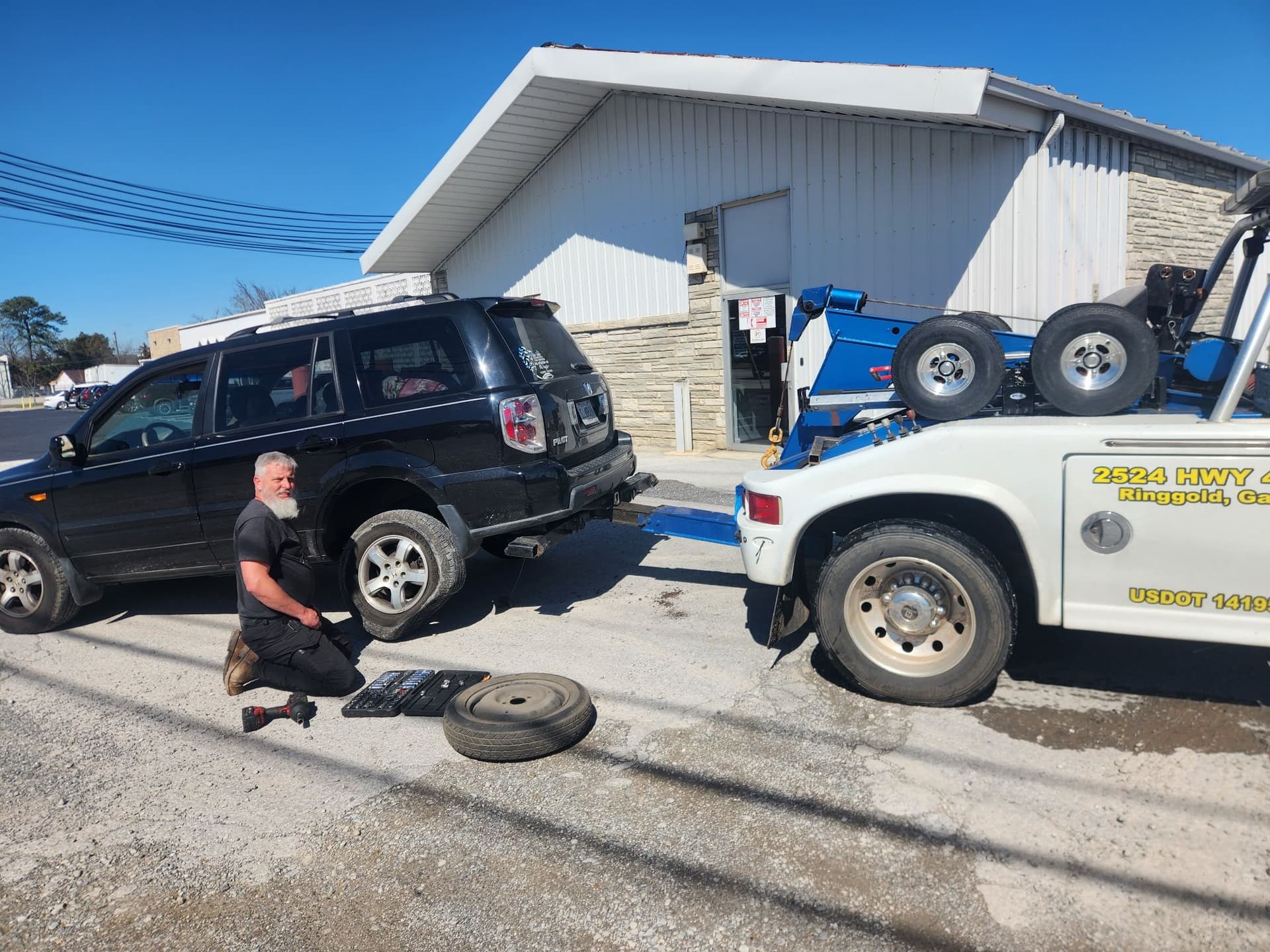 Gallery photos for Tire Change Rescue in Eastridge TN: Image #2