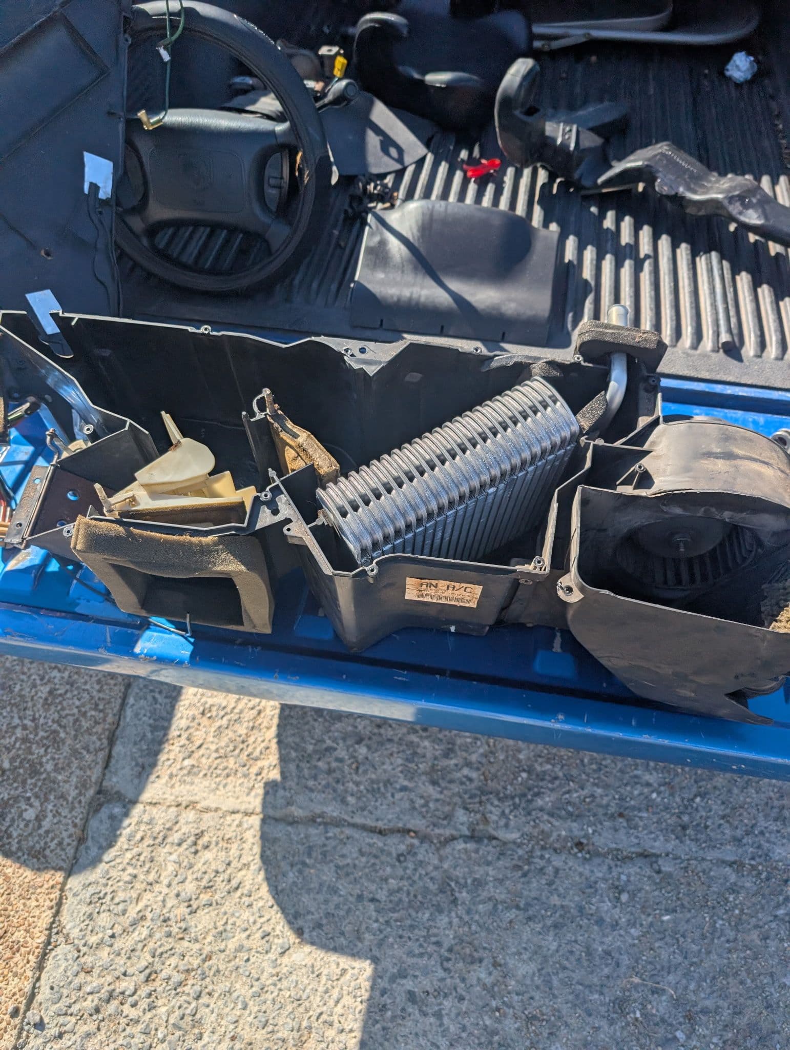 Gallery photos for Auto Repair Expertise on Display with 2000 Dodge Dakota: Image #1