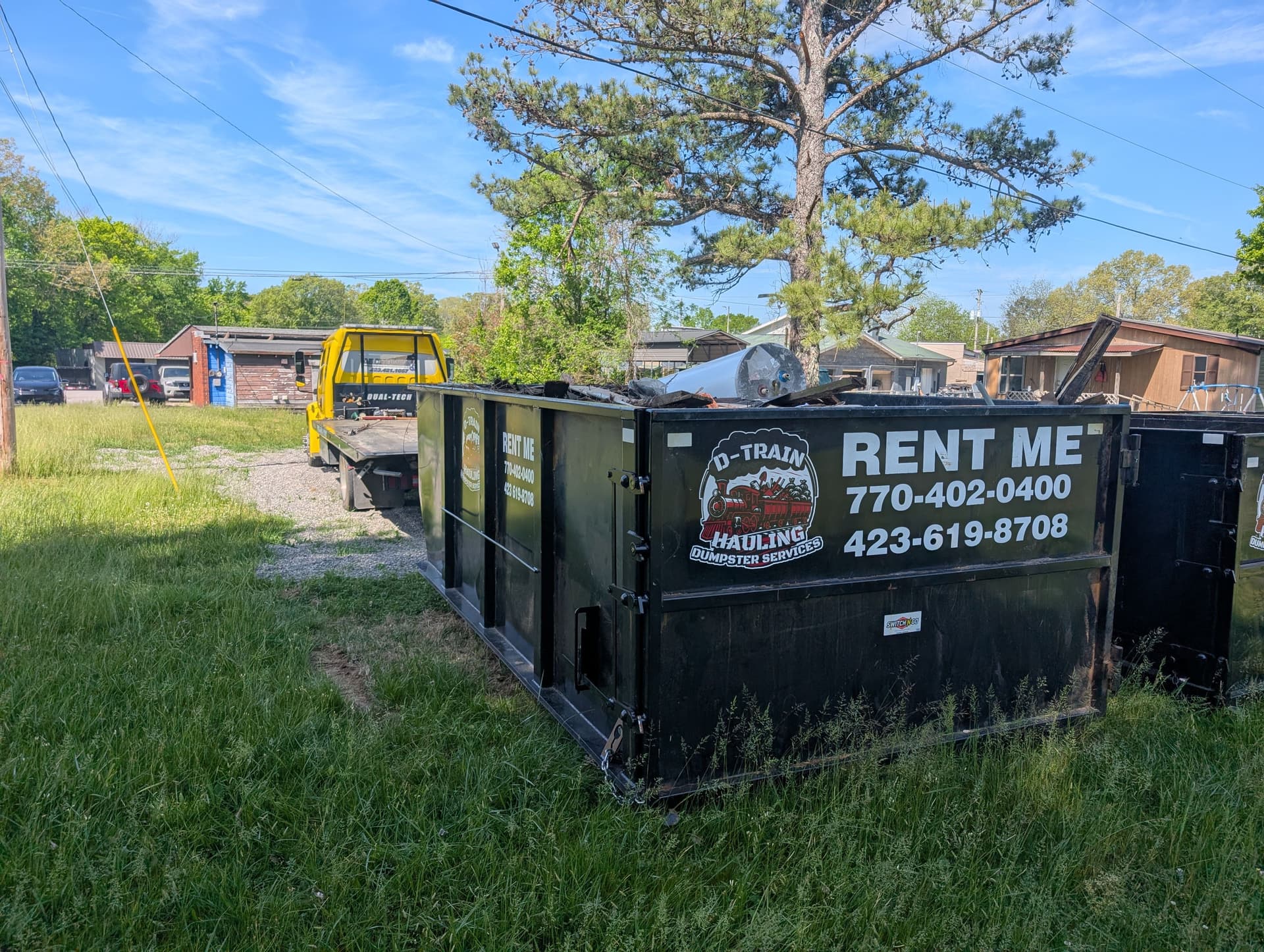 Gallery photos for Rolloff Dumpster Hauled to Customer Lot When Truck Was Down: Image #9