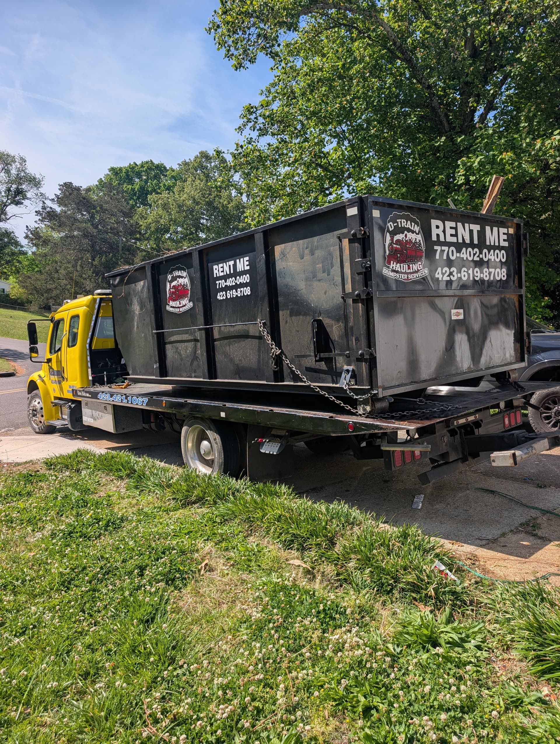 Gallery photos for Rolloff Dumpster Hauled to Customer Lot When Truck Was Down: Image #5
