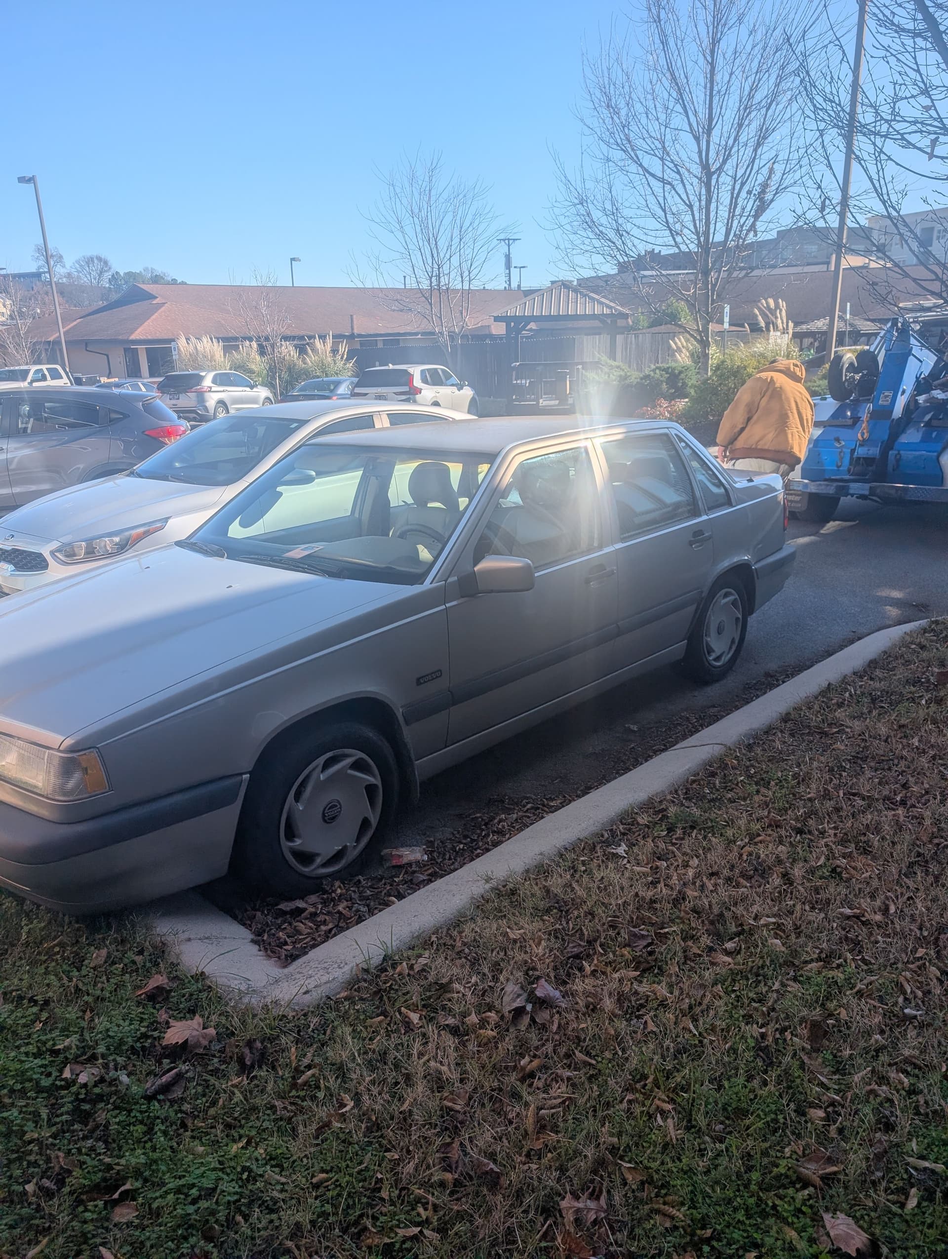 Gallery photos for From Chattanooga to Apison - Volvo 850 Towing and Repair: Image #1