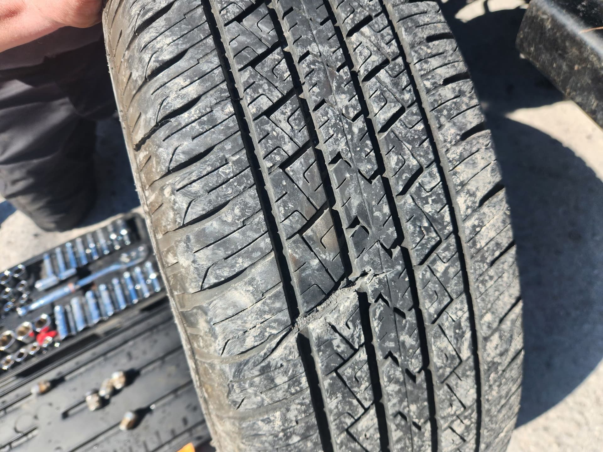 Tire Change Rescue in Eastridge TN image