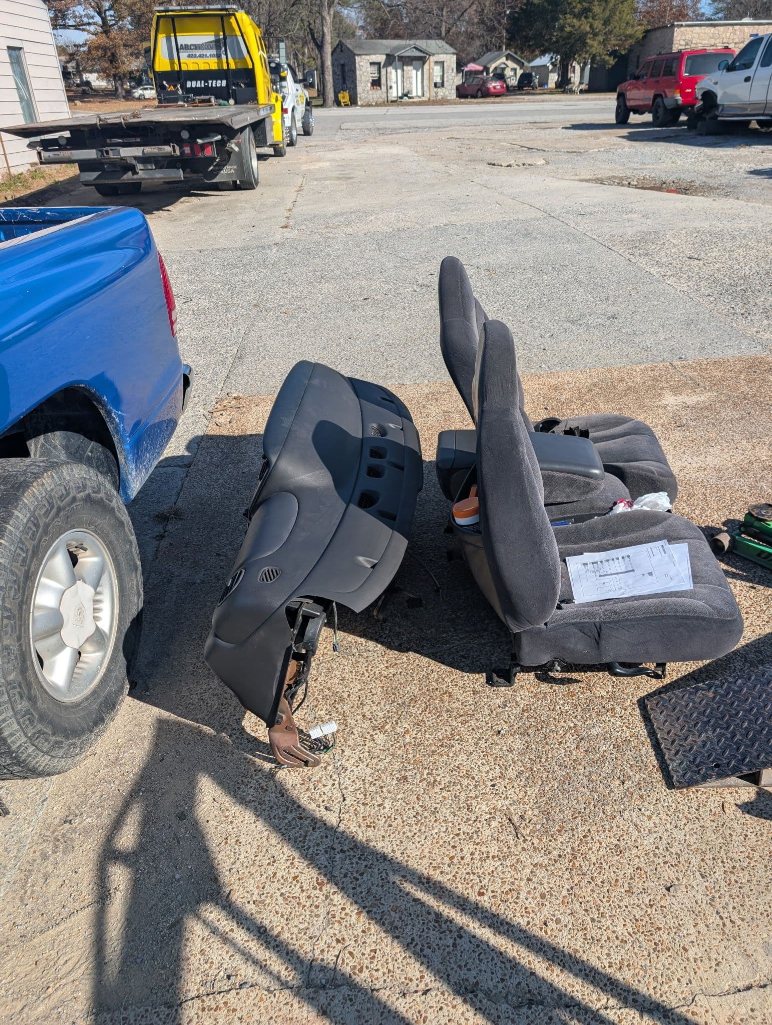 Gallery photos for Auto Repair Expertise on Display with 2000 Dodge Dakota: Image #6