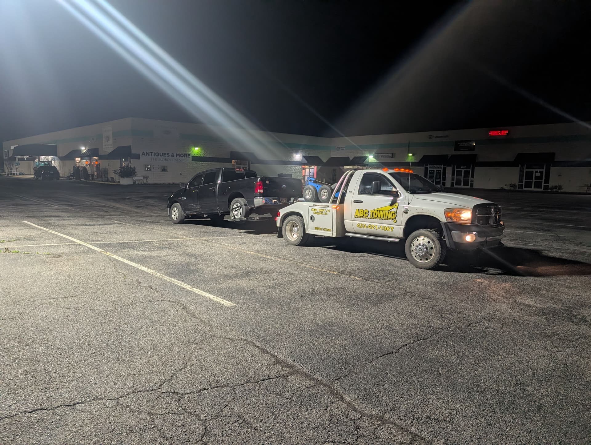 Gallery photos for Nighttime Dodge Ram Rescue by ABC Towing: Image #6