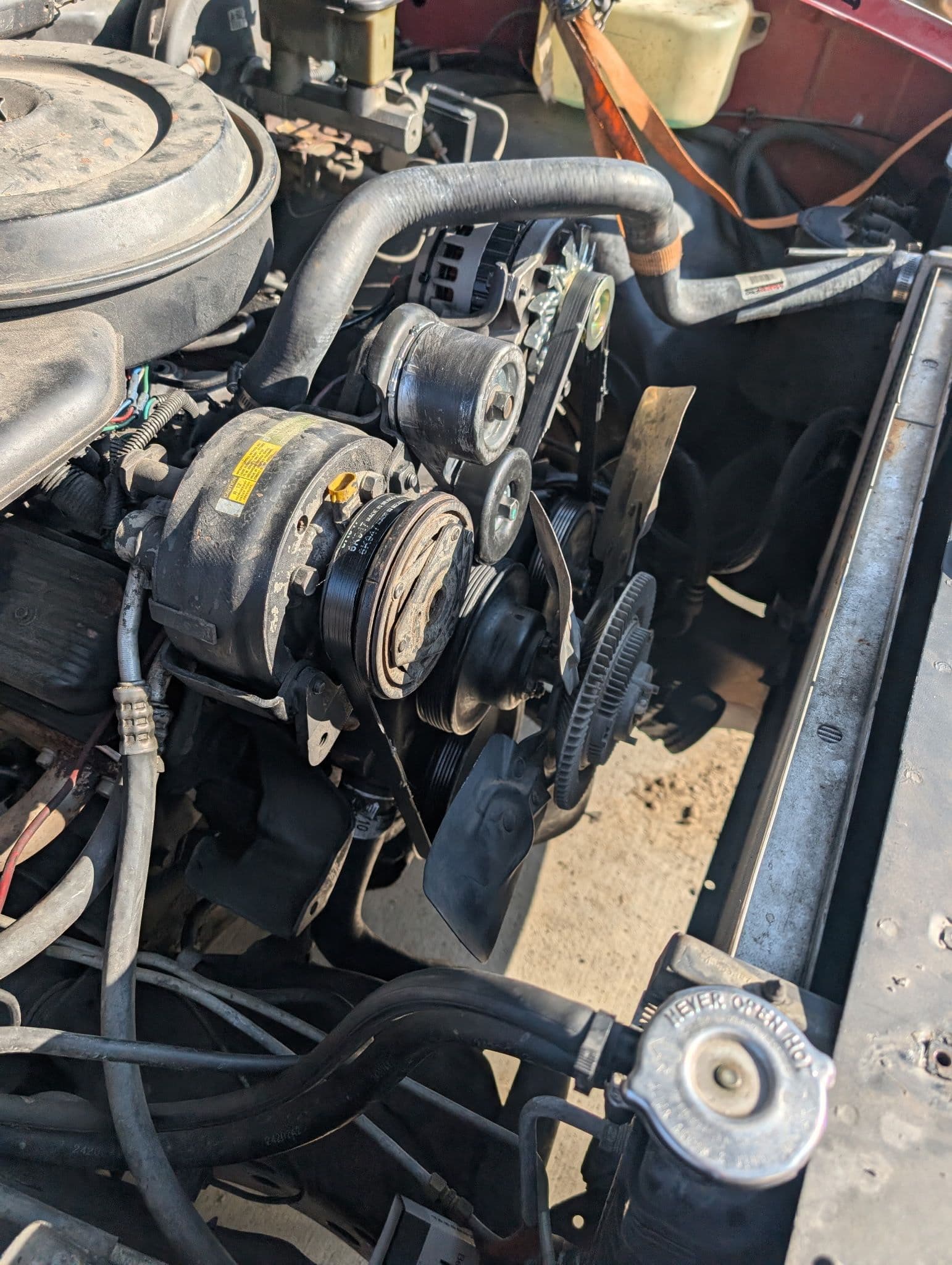 Gallery photos for Serpentine Belt and Fan Shroud Replacement on Chevrolet C1500: Image #2
