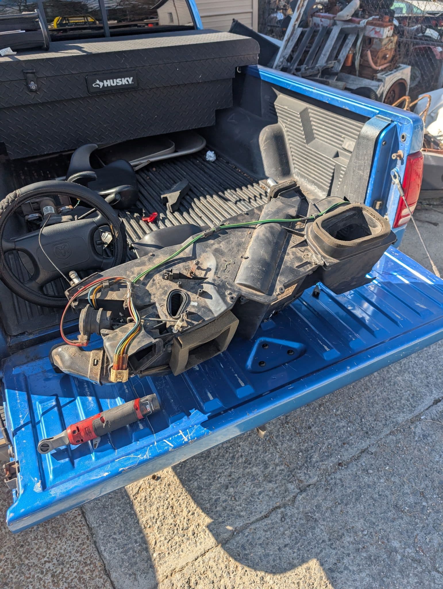 Gallery photos for Auto Repair Expertise on Display with 2000 Dodge Dakota: Image #4