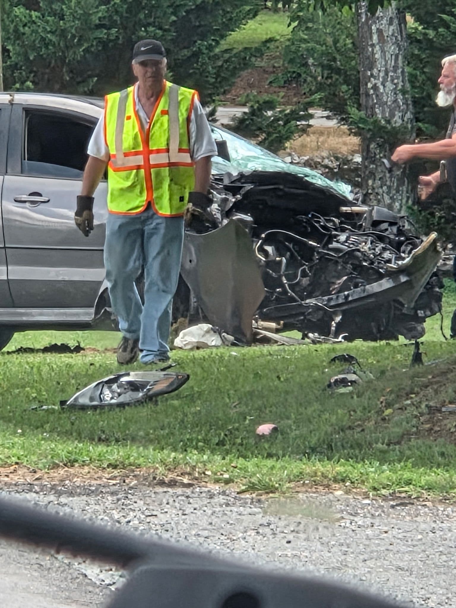Gallery photos for Bad Wreck on Three Notch Rd - Everyone Made It Out: Image #2