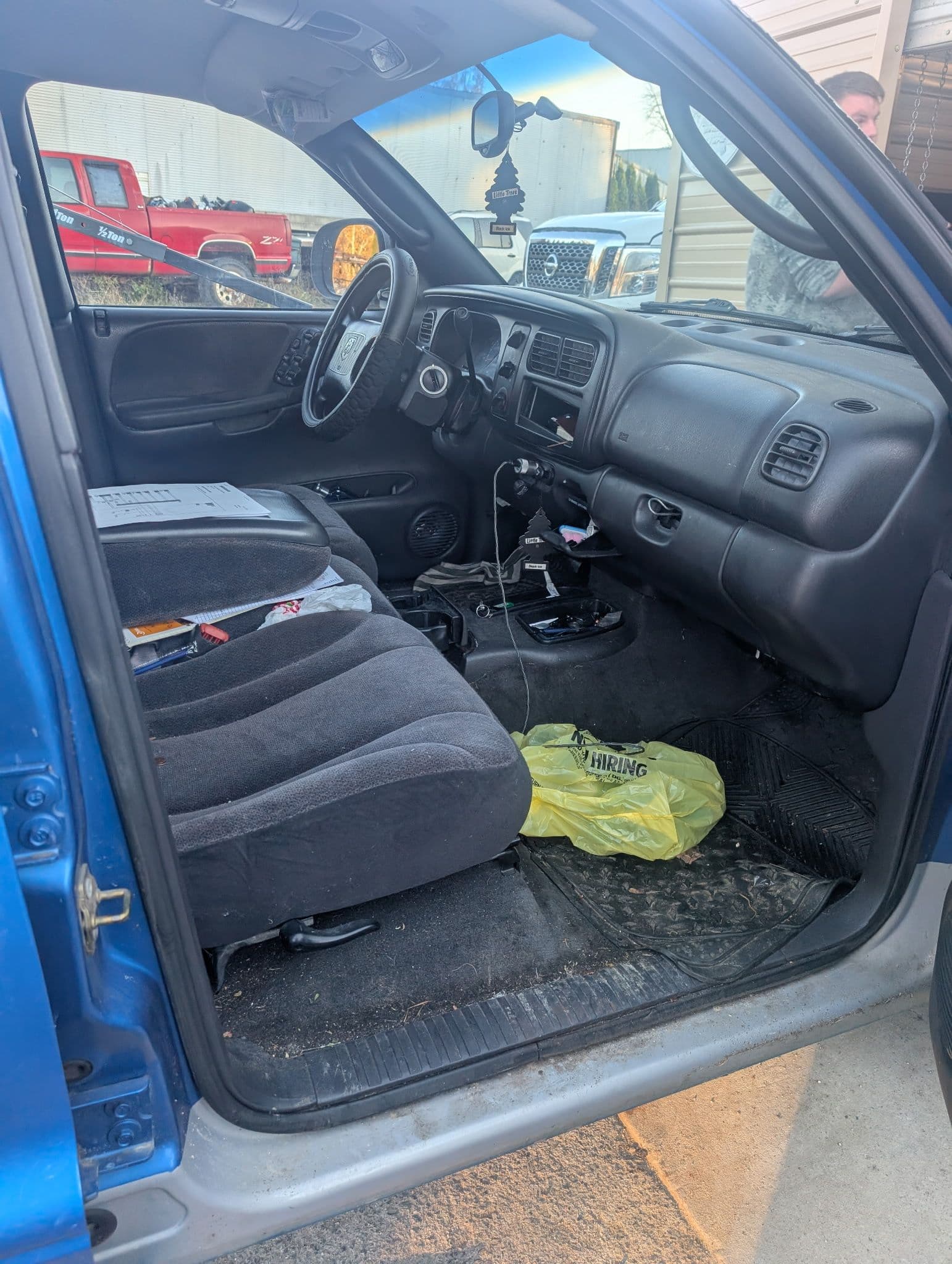 Gallery photos for Auto Repair Expertise on Display with 2000 Dodge Dakota: Image #7