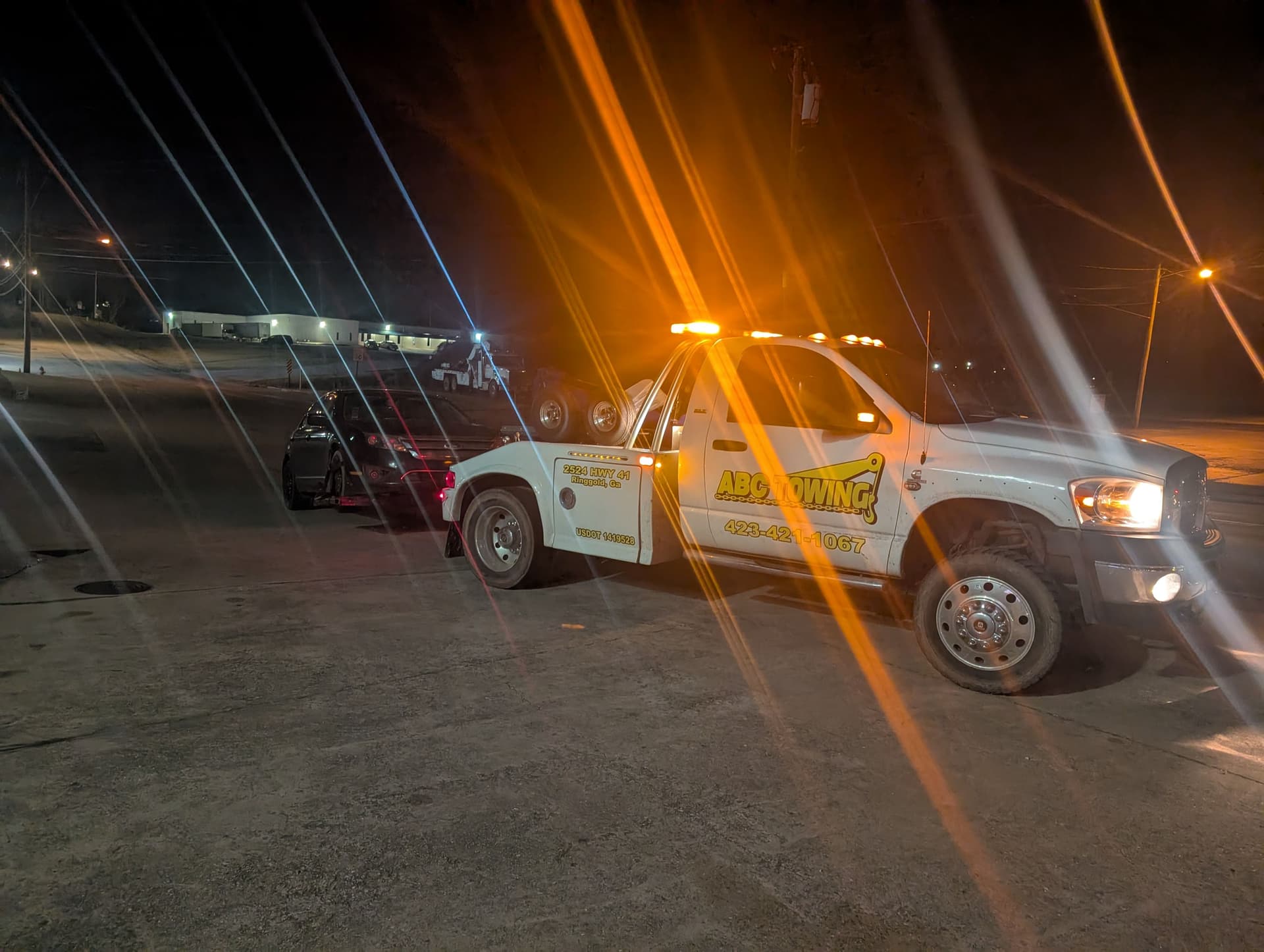 Gallery photos for Nighttime Towing Operations Keep You Moving: Image #2