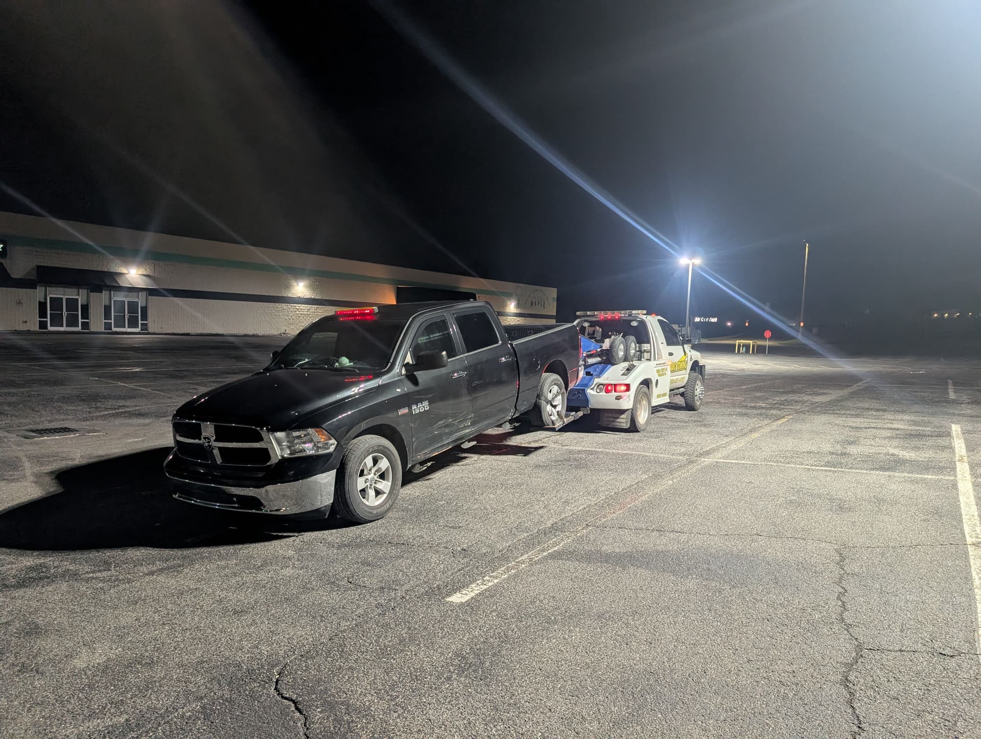 Gallery photos for Nighttime Dodge Ram Rescue by ABC Towing: Image #3