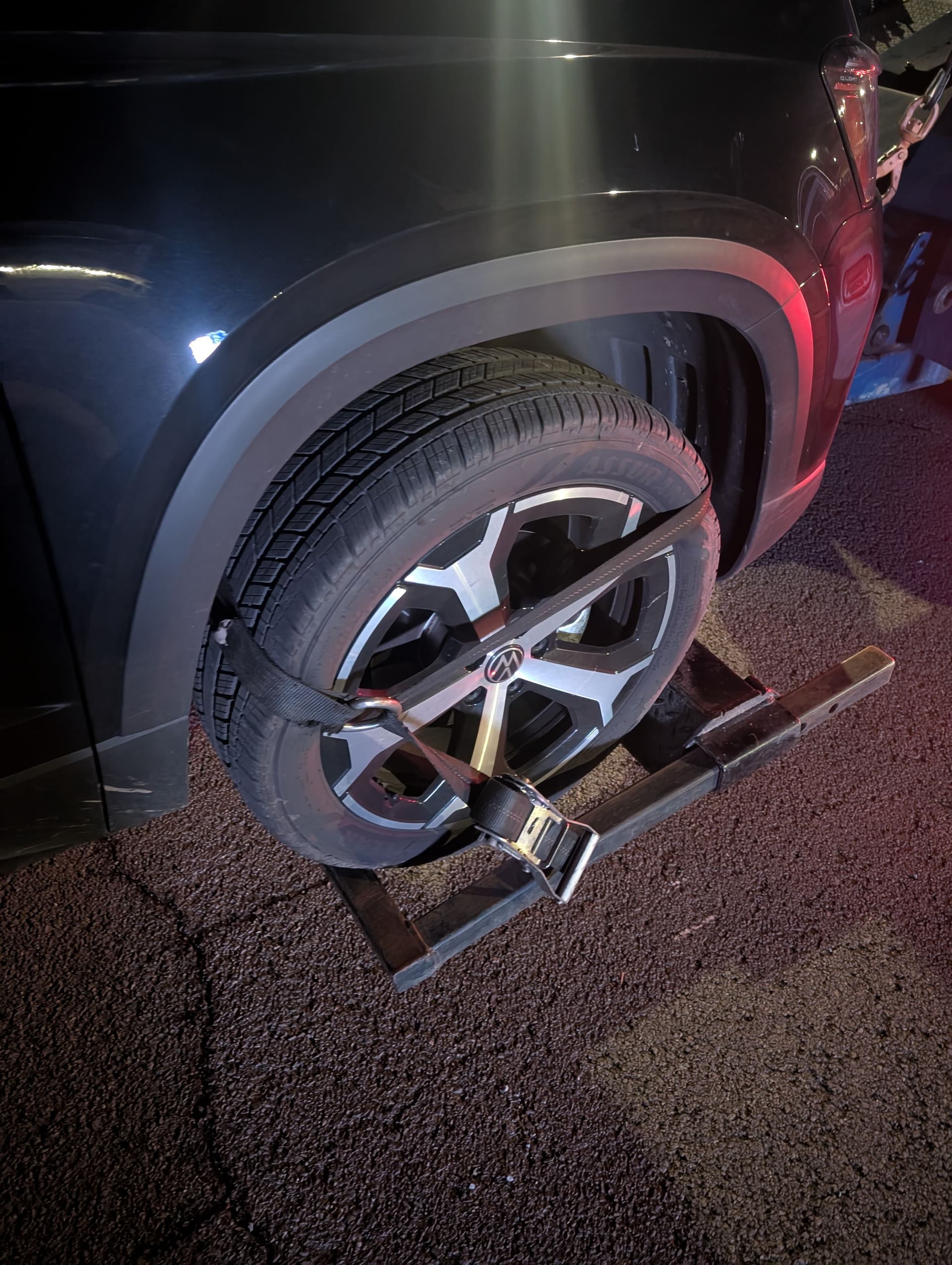 Efficient Nighttime Towing for a Volkswagen Taos image