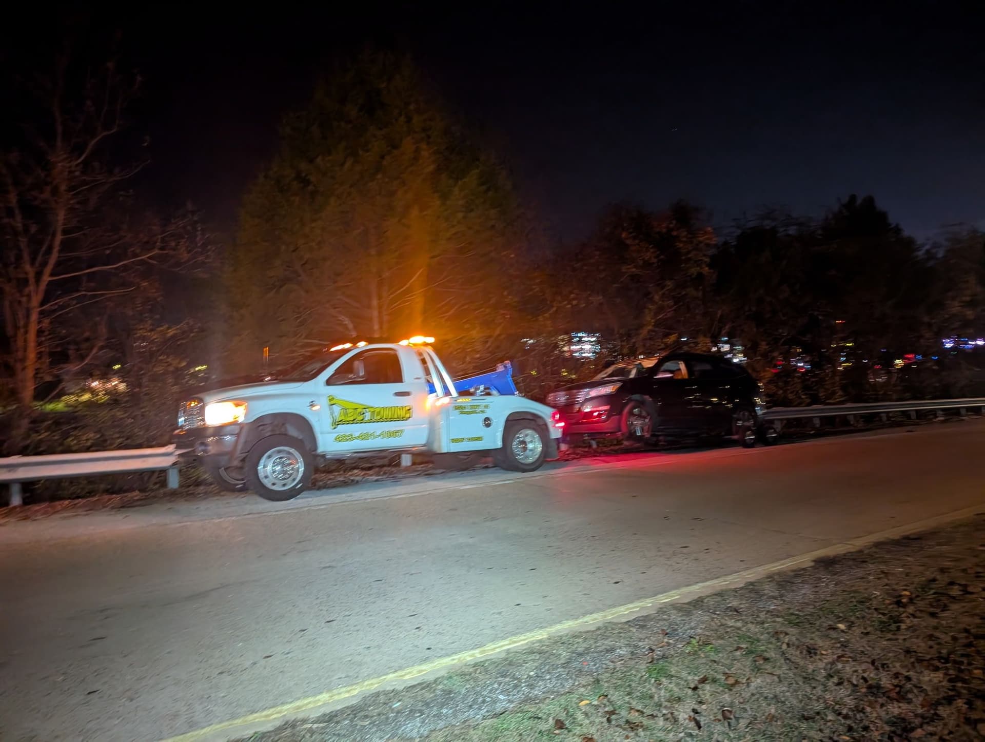 Gallery photos for Reliable Nighttime Towing Services with ABC Towing & Repair: Image #1