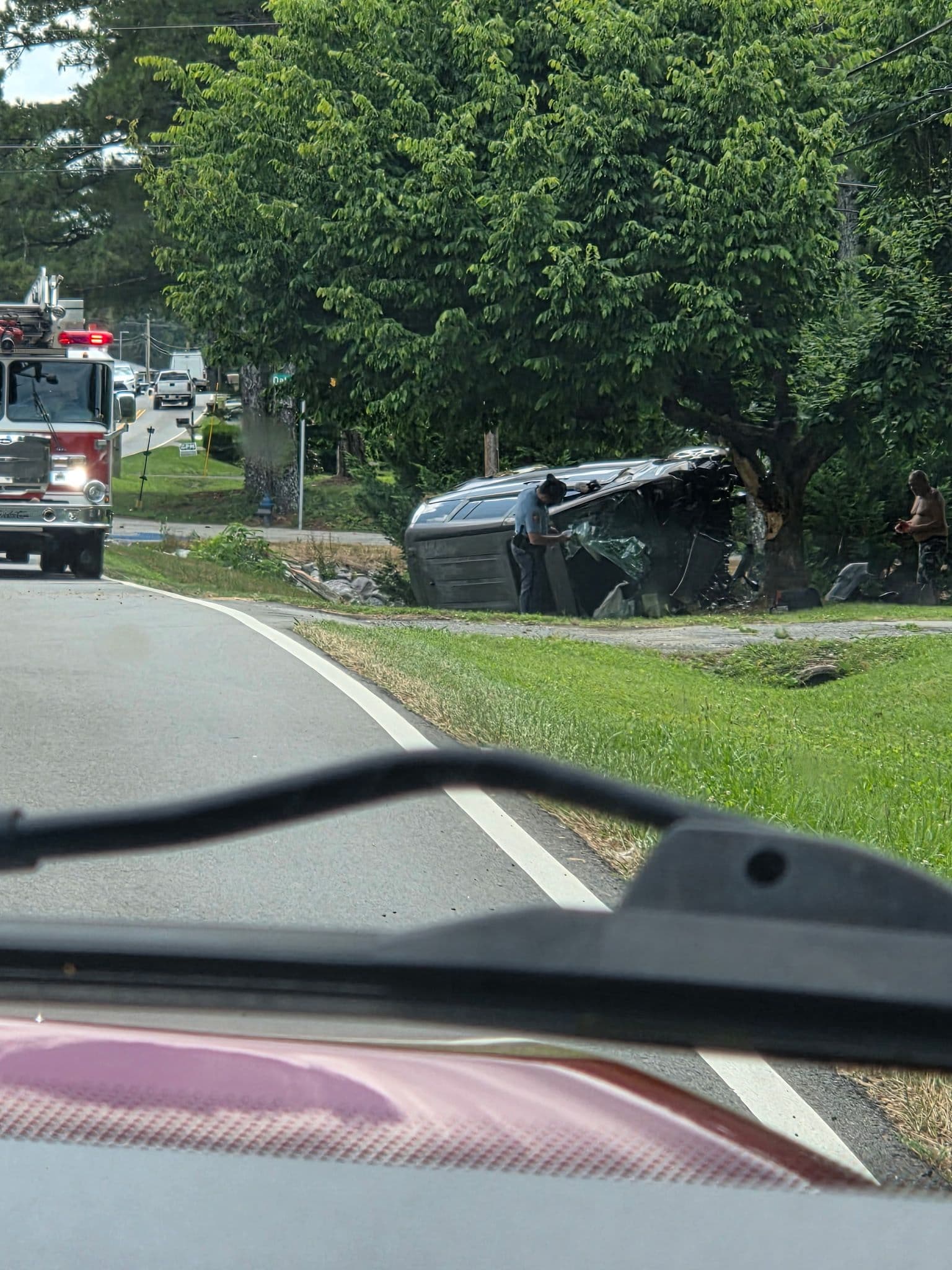 Gallery photos for Bad Wreck on Three Notch Rd - Everyone Made It Out: Image #3